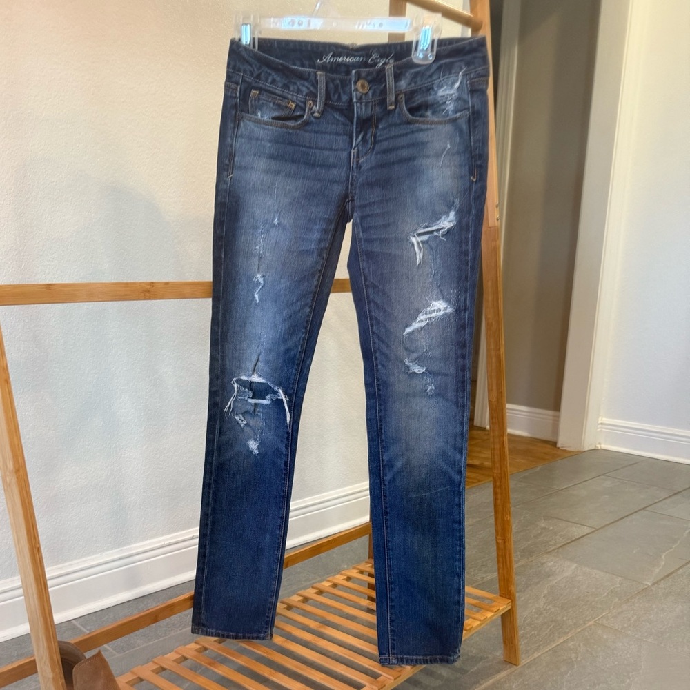 American Eagle Outfitters Dark Blue Ripped Jeans, Womens size 2R